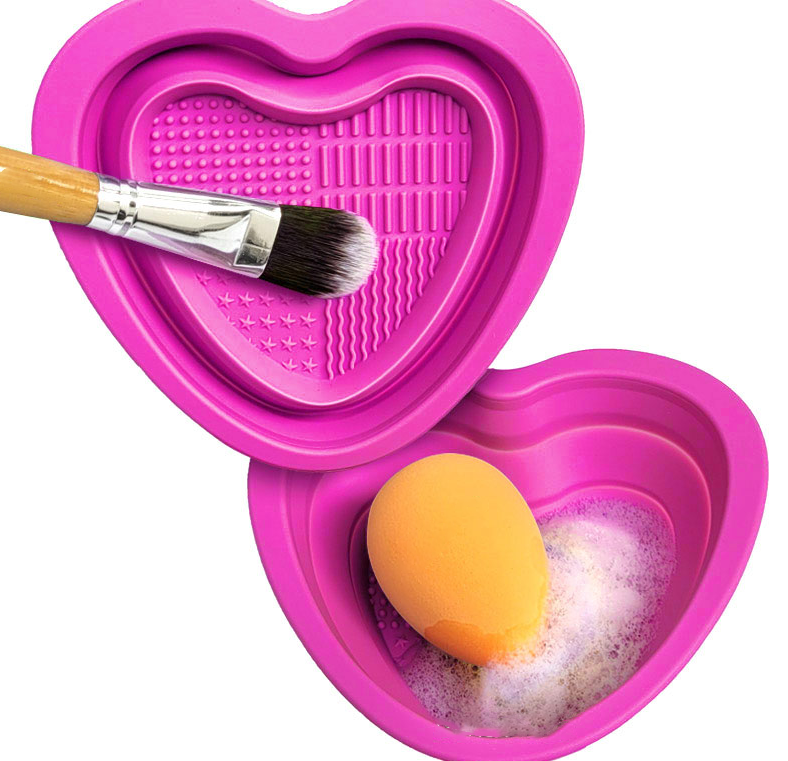 Corazon fucsia para lavado de brochas